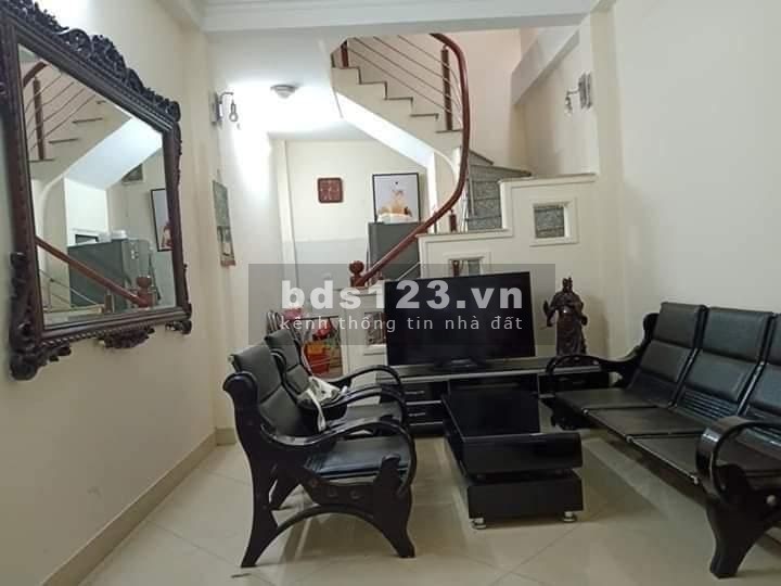 Gia Đình Cần Bán Gấp Căn Nhà Đường Kim Ngưu diện tích sử dụng 32m giá bán 3.4 tỷ