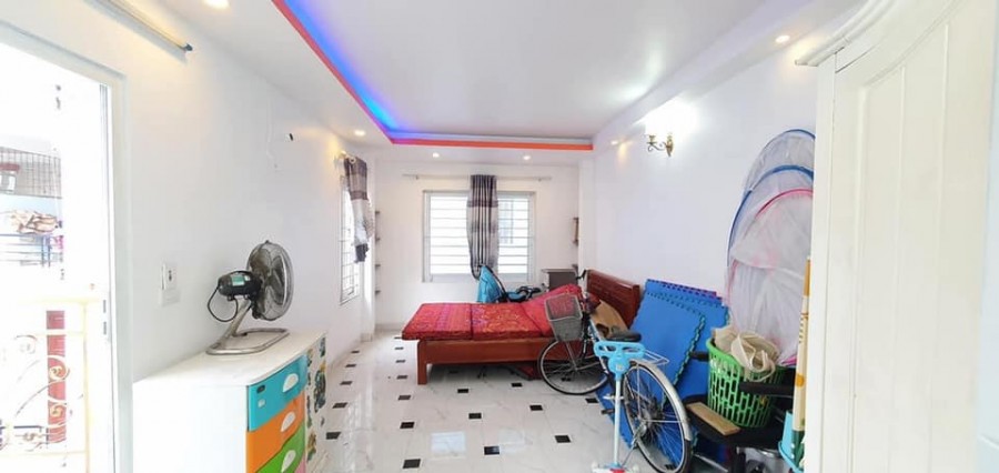 Bán nhà mặt ngõ 25 Hoàng Quốc Việt, Quận Cầu Giấy PLô ôtô vào nhà 41mx5T 6.9 tỷ 0902224679