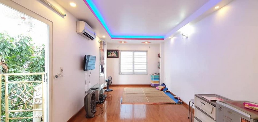 Bán nhà mặt ngõ 25 Hoàng Quốc Việt, Quận Cầu Giấy PLô ôtô vào nhà 41mx5T 6.9 tỷ 0902224679