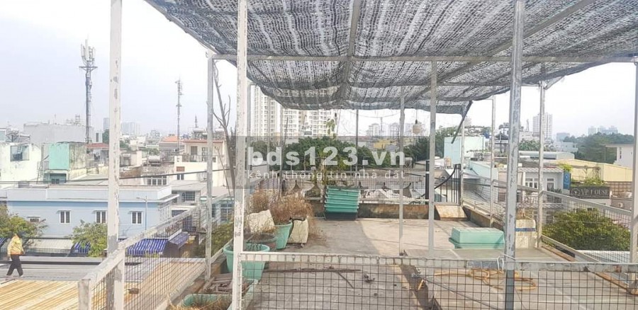 Nhà mới xây 4 tầng đường Hòa Bình. Cạnh CV Nước Đầm Sen giá bán 7,6 tỷ, sổ sẵn