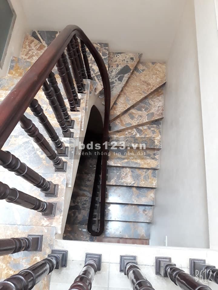 Bán nhà nguyên căn Nhân Hòa Quận Thanh Xuân, 4 tầng diện tích 43m2, giá bán 3.95 tỷ