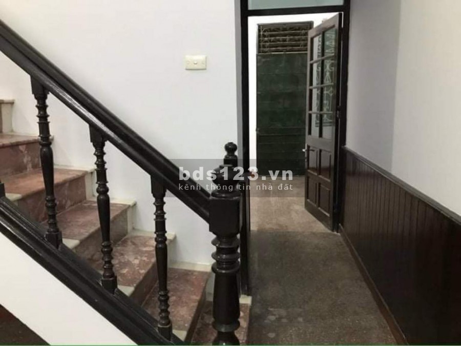 Giá cực rẻ nhà nguyên căn ô tô vào nhà phân lô quân đội, 2 mặt ngõ, giá bán 7.9 tỷ, thương lượng