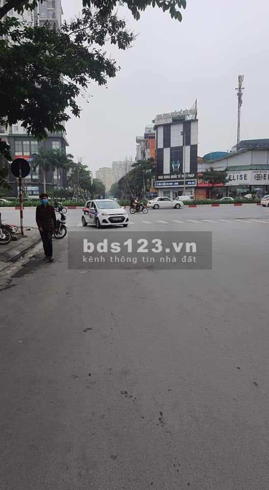 Bán nhà Thành Công Ba Đình diện tích 52m 4 tầng mặt tiền 4.1m giá bán 6 tỷ