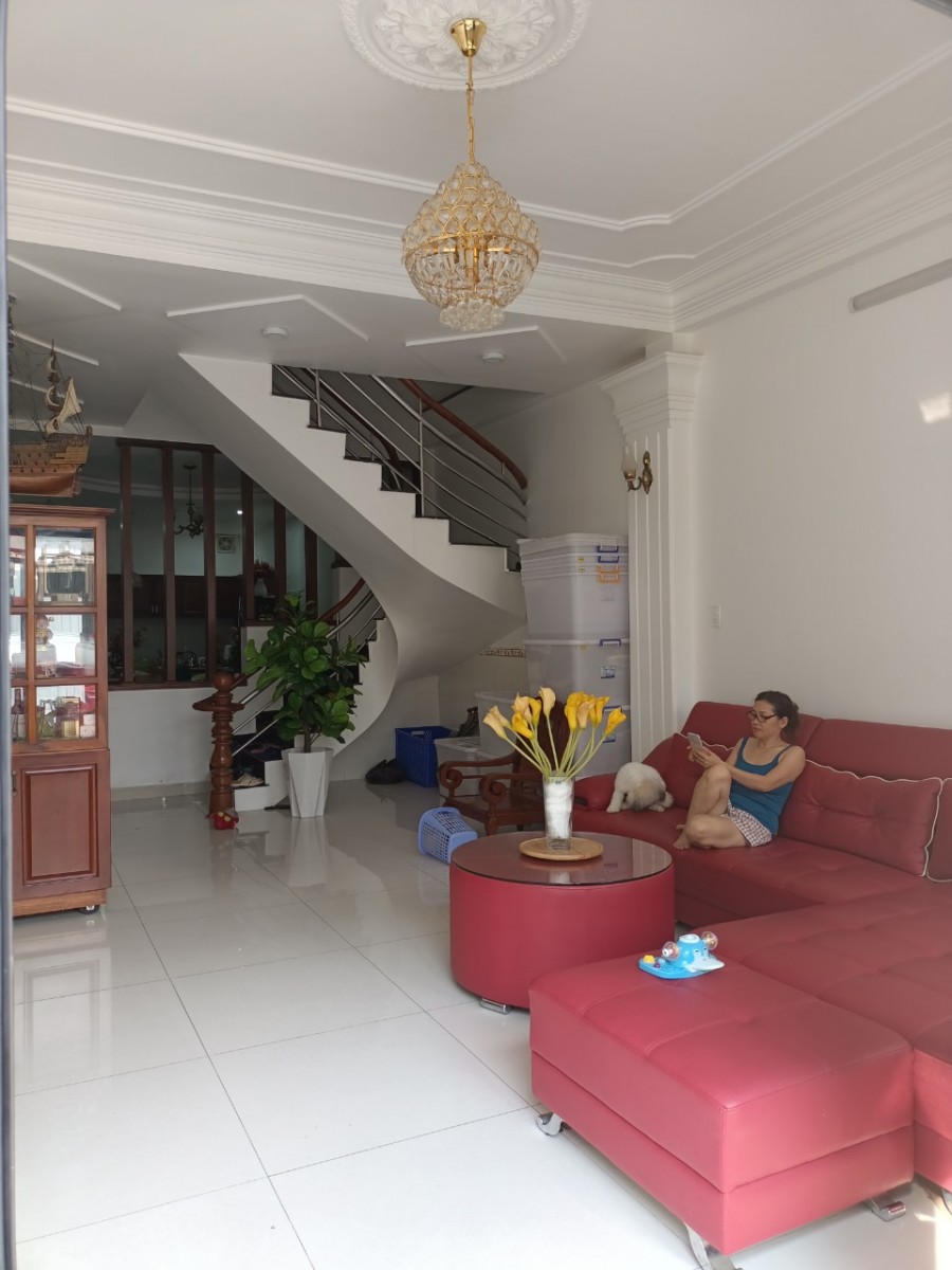 Chính chủ cần bán gấp căn nhà ở Hẻm 577, đường Quốc Lộ 13, Quận Thủ Đức