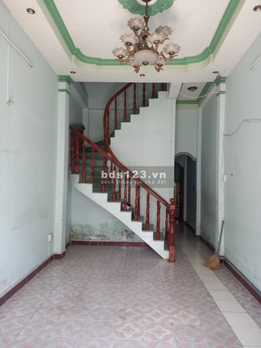 Cho thuê nhà hẻm Phạm Văn Chiêu, P13, Gò Vấp, 3.5x12m, 1 trệt, 1 lầu, 6 triệu/tháng