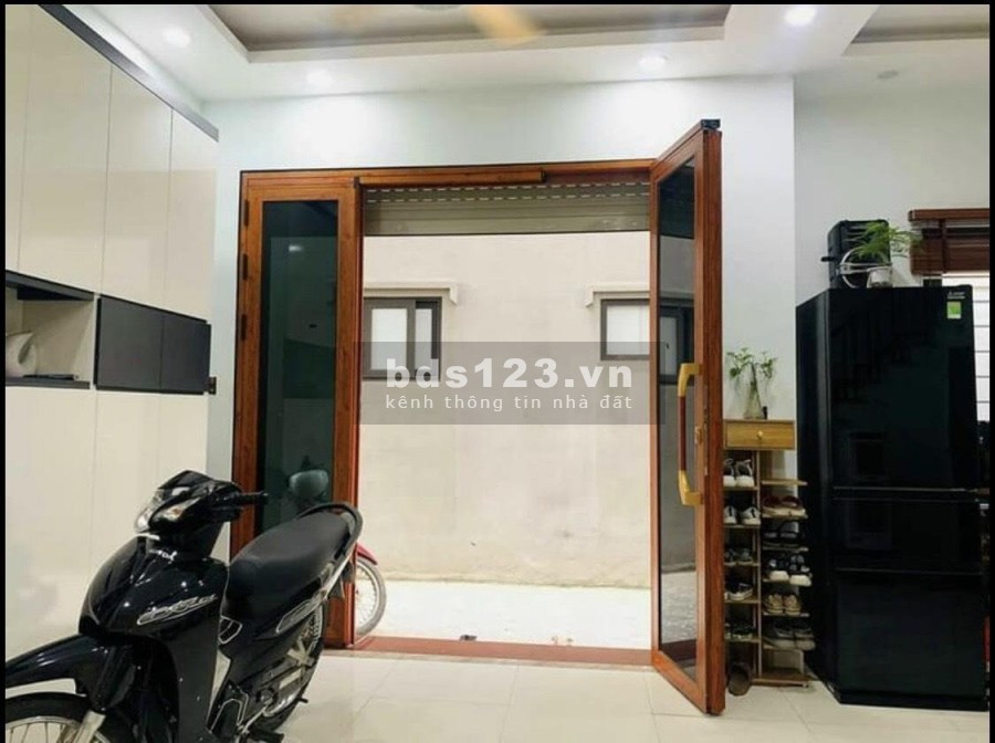 Nhà chính chủ siêu rẻ Tứ Hiệp nhà mới đẹp full nội thất diện tích sử dụng 35m2 giá 2,9 tỷ