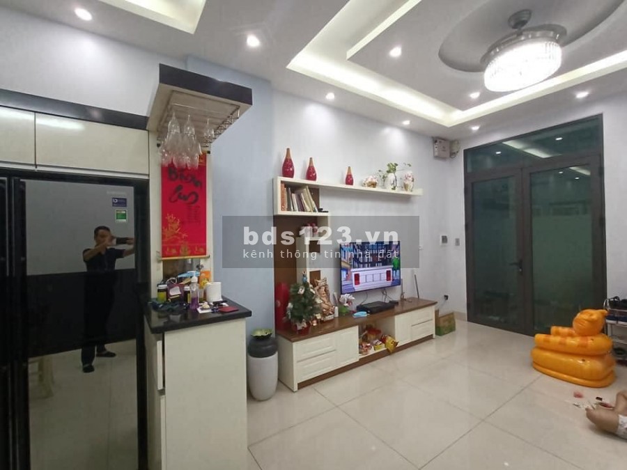Bán nhà phố Nguyễn Cao, nhà đẹp quá diện tích sử dụng 42m giá tốt 4 tỷ thương lượng