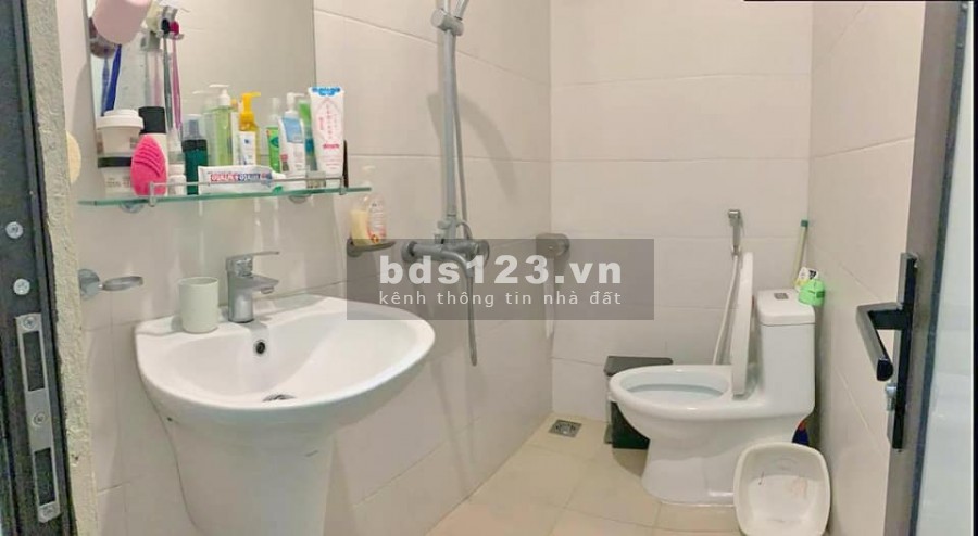 Bán gấp nhà nguyên căn Kim Ngưu, vuông vắn diện tích 33m2, giá bán chỉ 2.6 tỷ