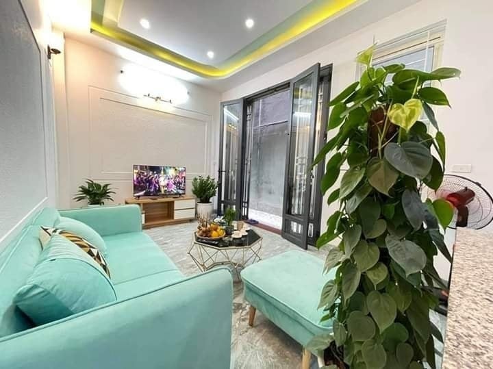 Bán nhà mặt ngõ Trần Quốc Hoàn Cầu Giấy 54mx4T Mt 4.2m 5.5 tỷ 0902224679