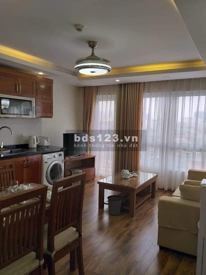 Bán toà nhà 9 tầng, trung tâm phố Trần Thái Tông, Lô góc, Hàng xóm Đại Sứ Quán Mỹ.