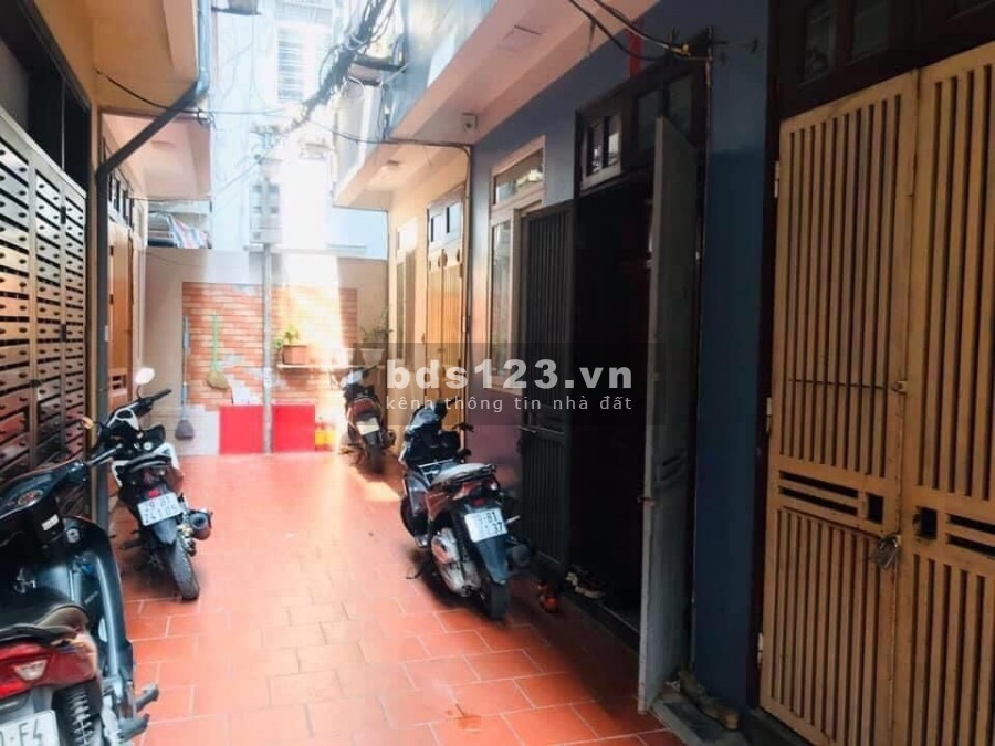 Nhà đẹp làng Ngọc Hà, ngõ đẹp, cho tây thuê hiệu suất cao, Hoàng Hoa Thám 48m2x5T, Mt4m. 4.75 tỷ.