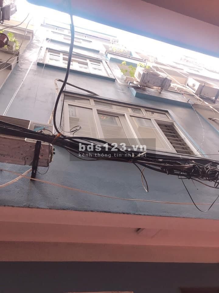 Nhà đẹp làng Ngọc Hà, ngõ đẹp, cho tây thuê hiệu suất cao, Hoàng Hoa Thám 48m2x5T, Mt4m. 4.75 tỷ.