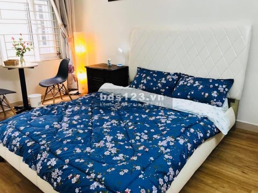 Nhà đẹp làng Ngọc Hà, ngõ đẹp, cho tây thuê hiệu suất cao, Hoàng Hoa Thám 48m2x5T, Mt4m. 4.75 tỷ.