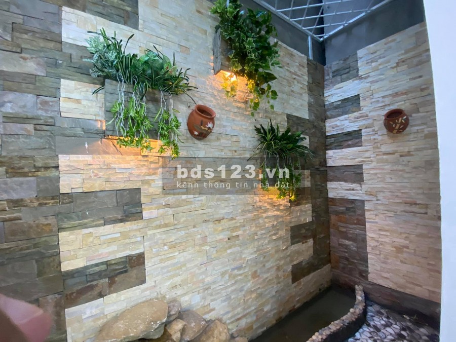 Bán nhà diện tích sử dụng 58m2 ô tô đỗ cửa Hoàng Văn Thái, Quận Thanh Xuân, giá 5 Tỷ 8