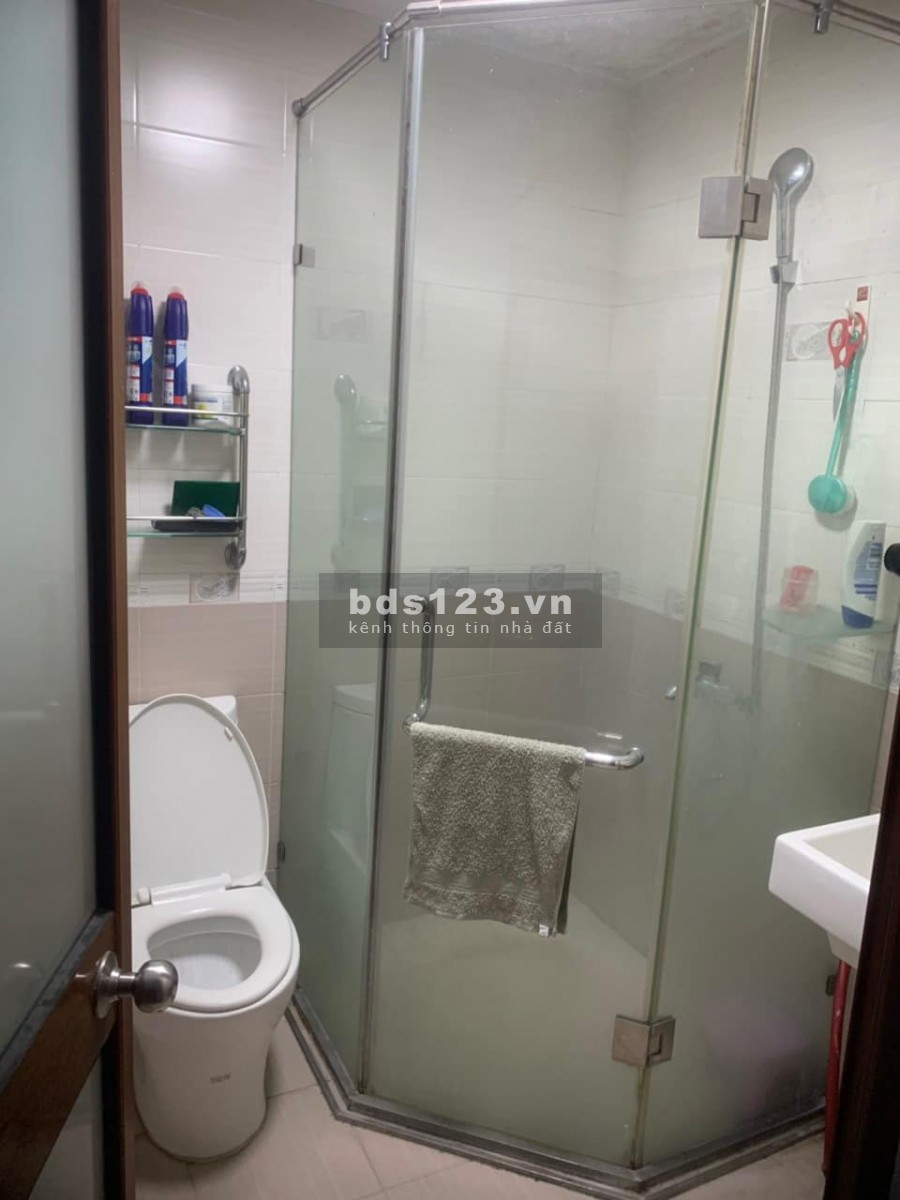 Bán nhà Hồng Hà Ba Đình, dt 45m2, 5 tầng giá 8x tỷ ô tô tránh nhà đẹp ở ngay