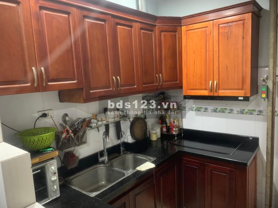 Bán nhà Hồng Hà Ba Đình, dt 45m2, 5 tầng giá 8x tỷ ô tô tránh nhà đẹp ở ngay