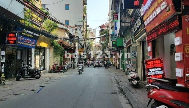 Mặt phố Chính Kinh, Thanh Xuân, kinh doanh sầm uất, diện tích 200m2, giá 35.5 tỷ