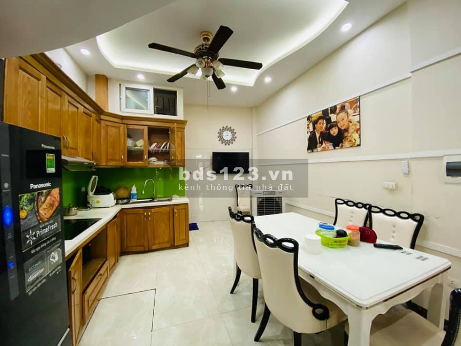 Bán nhà Trung Kính, lô góc siêu đẹp, nội thất tiền tỷ, dt 46m2, giá bán 4.1 tỷ, lh 0963904678