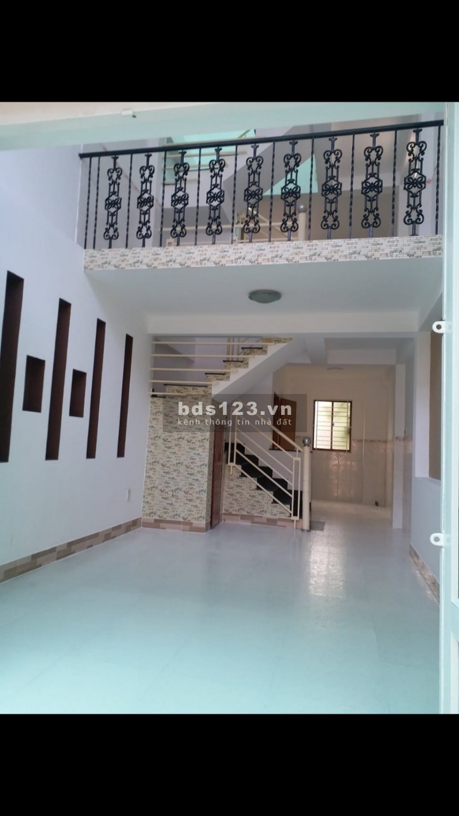 (Gò Vấp)Bán nhà đẹp, giảm giá mạnh, hẻm lớn Phan Huy Ích, dtsd 40m2, 3 tầng, giá 3.8 tỷ