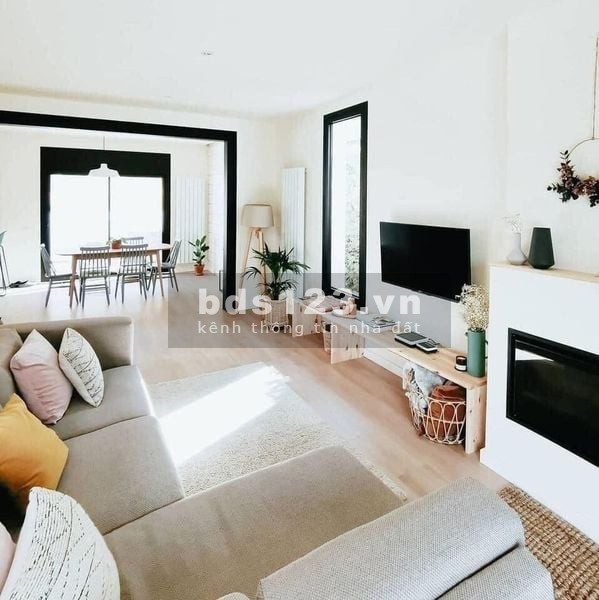 Nhà đẹp phố Chùa Bộc trung tâm Đống Đa, nhà cực vượng khí ba gác đỗ cửa, dt 38m2.