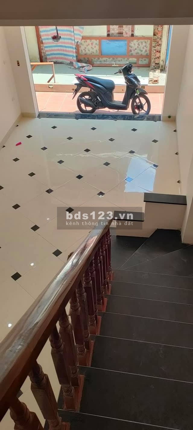 Phố Lụa Vạn Phúc Quận Hà Đông, đúc kiên cố 5 tầng diện tích 30m2, giá bán 3.1 tỷ