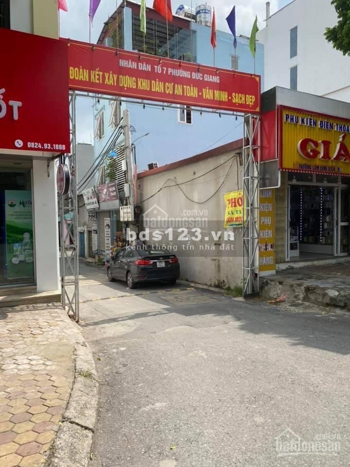 Bán gấp nhà cấp 4 mặt đường Trường Lâm 60m2, giá 9 tỷ, Kd vô địch, Vỉa hè đá bóng.
