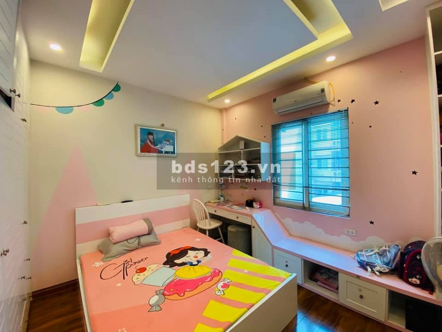 Bán nhà Trung Kính, lô góc siêu đẹp, nội thất tiền tỷ, dt 46m2, giá bán 4.1 tỷ, lh 0963904678