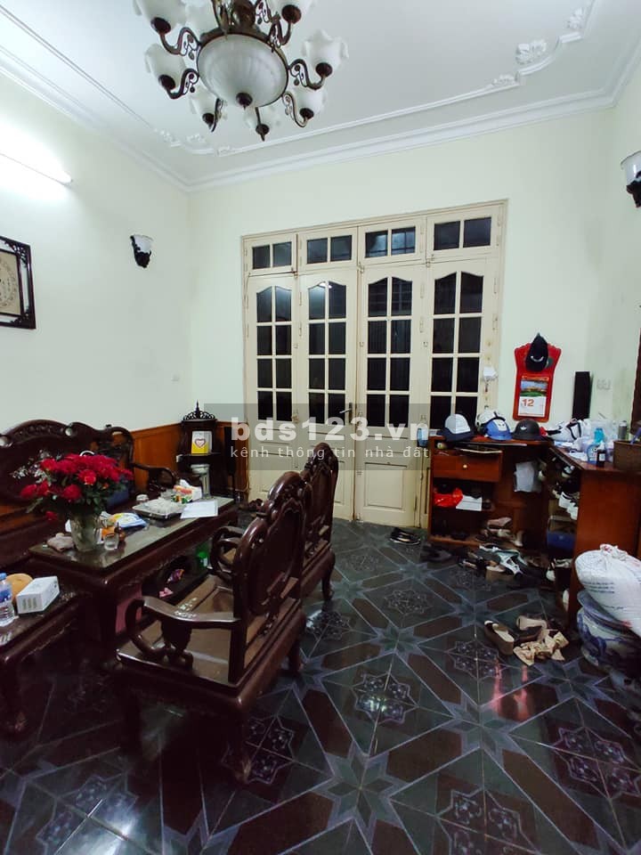 Nhà Lạc Long Quân diện tích sử dụng 54m2 4 tầng giá bán 5.3 tỷ Quận Tây Hồ