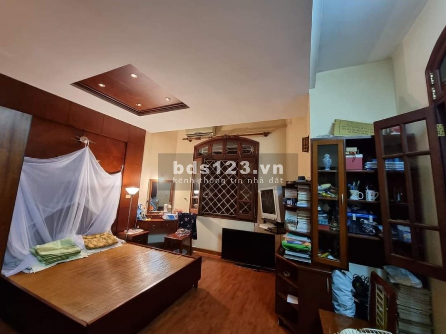 Chính chủ bán Biệt thự 199m x 3 tầng quận Cầu Giấy, 4 mặt thoáng