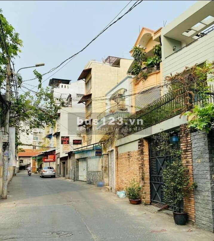 Huỳnh Văn Nghệ oto đỗ cửa, 45m2 x 2 lầu, 3PN, ngang 4m giá chỉ 4.3 tỷ.