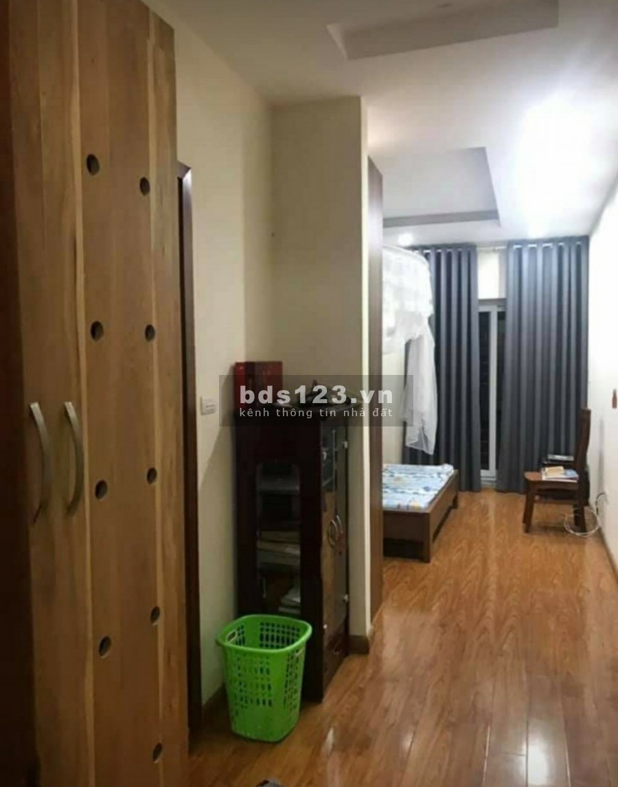 Siêu rẻ Lạc Long Quân, ngõ ô tô 10m, 40m2x 5 tầng, MT5.5m, chỉ 3.75 tỷ