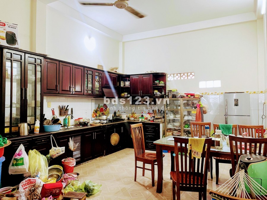 Bán Nhà phường 12 Quận Gò vấp đúc 3 tầng đường Đỗ Thúc Tịnh diện tích 70m2 giá rẻ