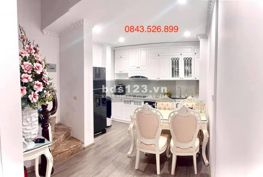 Bán nhà riêng Nguyễn Sơn, lâu đài mini có full nội thất xịn ngõ ô tô ra vào chỉ hơn 4 tỷ.