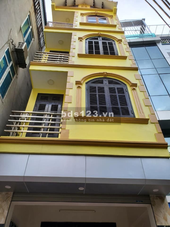 Bán nhà nguyên căn 4 tầng ô tô đỗ cửa Phúc Lợi Quận Long Biên, dt 32m2, giá chỉ 2.4 tỷ