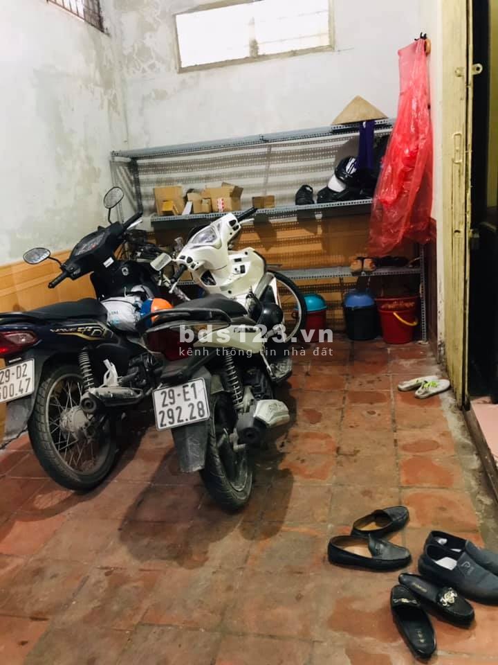 Bán nhà nguyên căn Bạch Đằng Quận Hai Bà Trưng, dt 73m2, 3 tầng, giá 4 tỷ, chia lô đầu tư