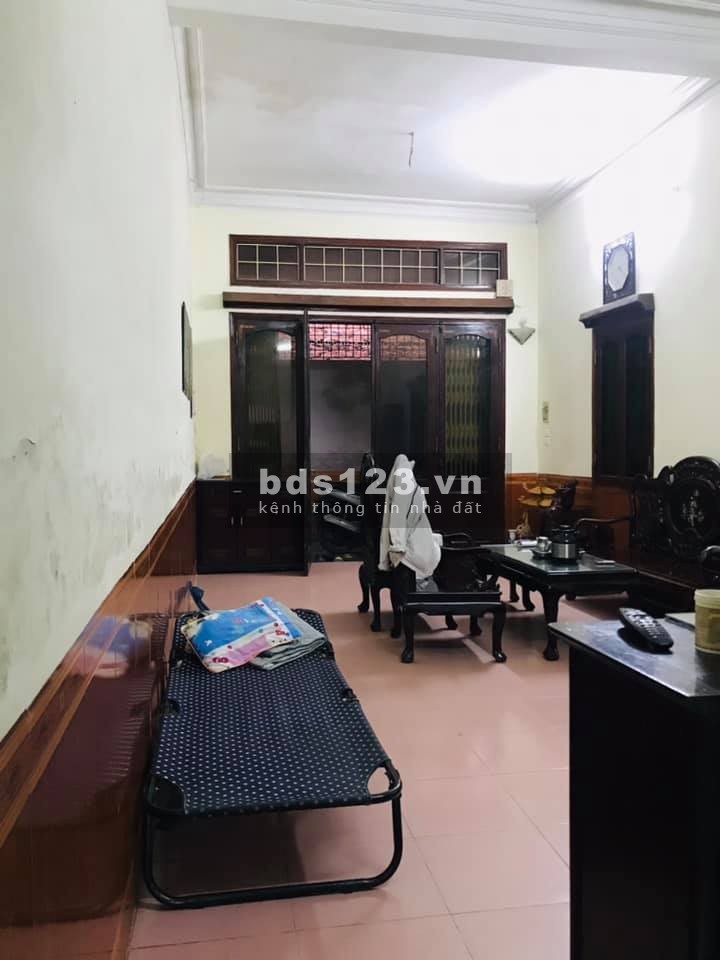 Bán nhà nguyên căn Bạch Đằng Quận Hai Bà Trưng, dt 73m2, 3 tầng, giá 4 tỷ, chia lô đầu tư