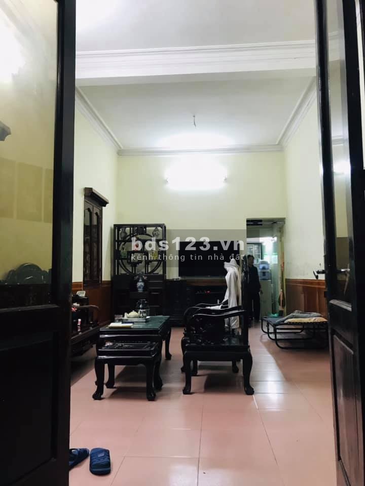Bán nhà nguyên căn Bạch Đằng Quận Hai Bà Trưng, dt 73m2, 3 tầng, giá 4 tỷ, chia lô đầu tư
