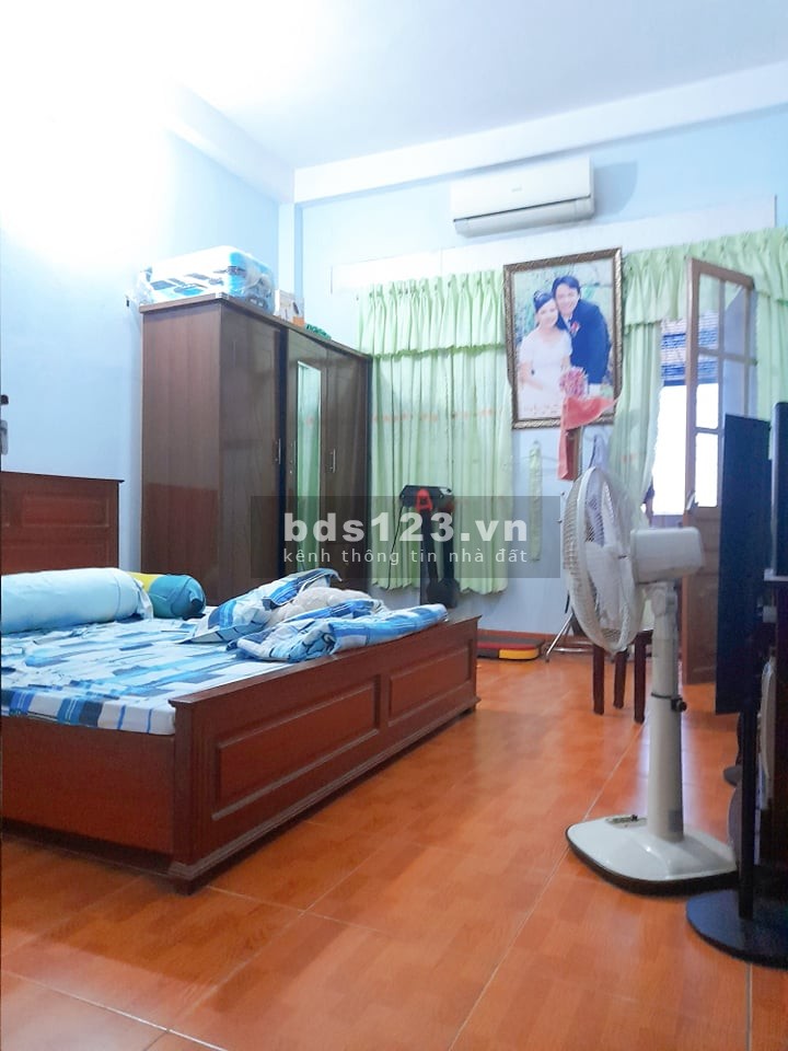 Bán gấp nhà hẽm xe hơi Quang Trung, Phường 8, Gò Vấp, 4 tầng, dtsd 68m2, giá 5.6 tỷ