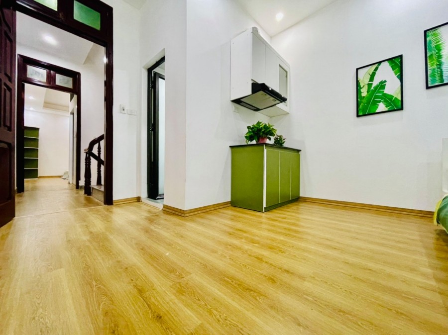 Bán nhà Nguyễn Xiển 55m x 7 tầng lô góc kinh doanh giá chỉ hơn 12 tỷ