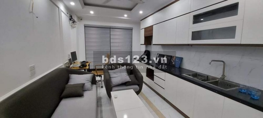 Hàm Nghi - Mỹ Đình, đúc kiên cố 6 tầng diên tích sử dụng 40m2, ô tô đỗ cửa, kinh doanh, 6 tỷ