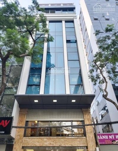 Mặt phố Xã Đàn, vỉa hè ô tô kinh doanh lô góc 3 mặt tháong, dt 40m2, 5 tầng kiên cố, giá sốc