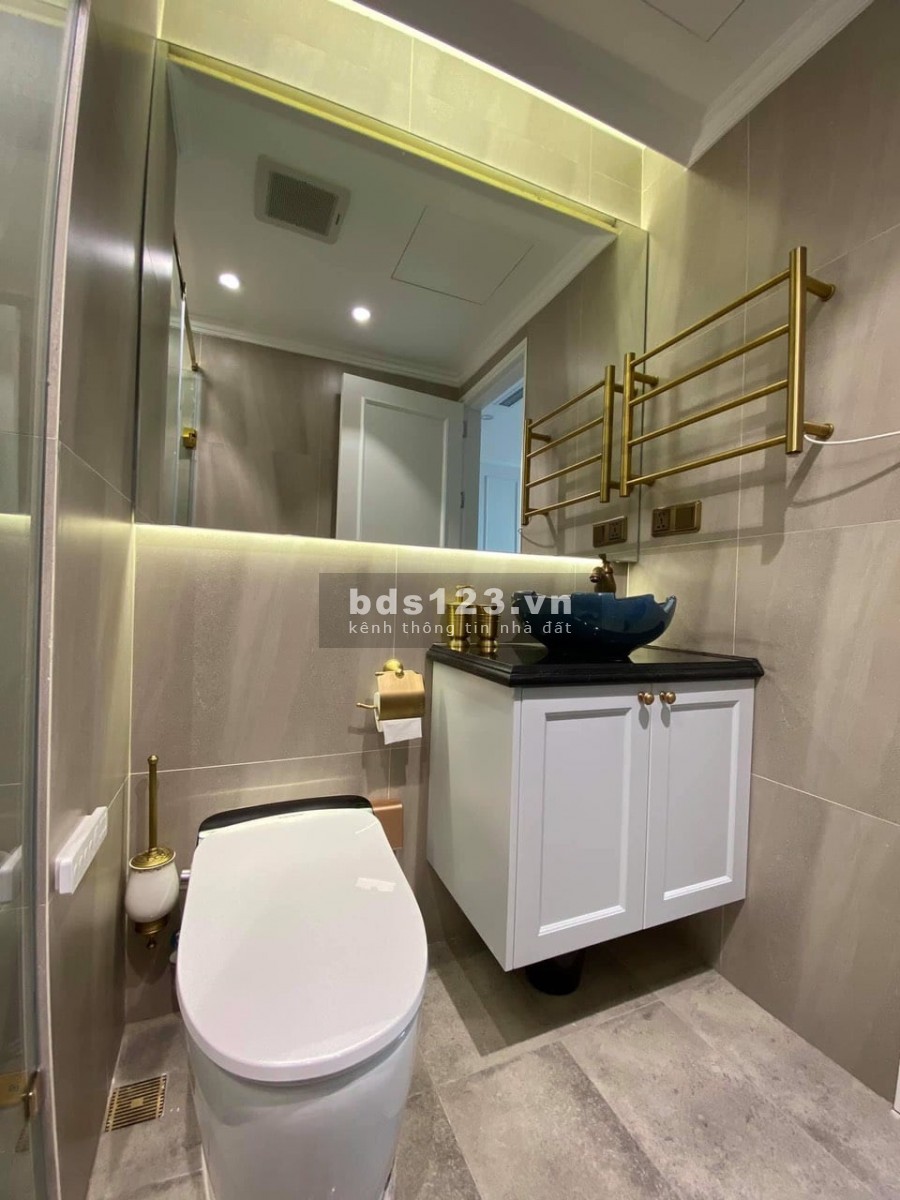 Mặt phố Xã Đàn, vỉa hè ô tô kinh doanh lô góc 3 mặt tháong, dt 40m2, 5 tầng kiên cố, giá sốc