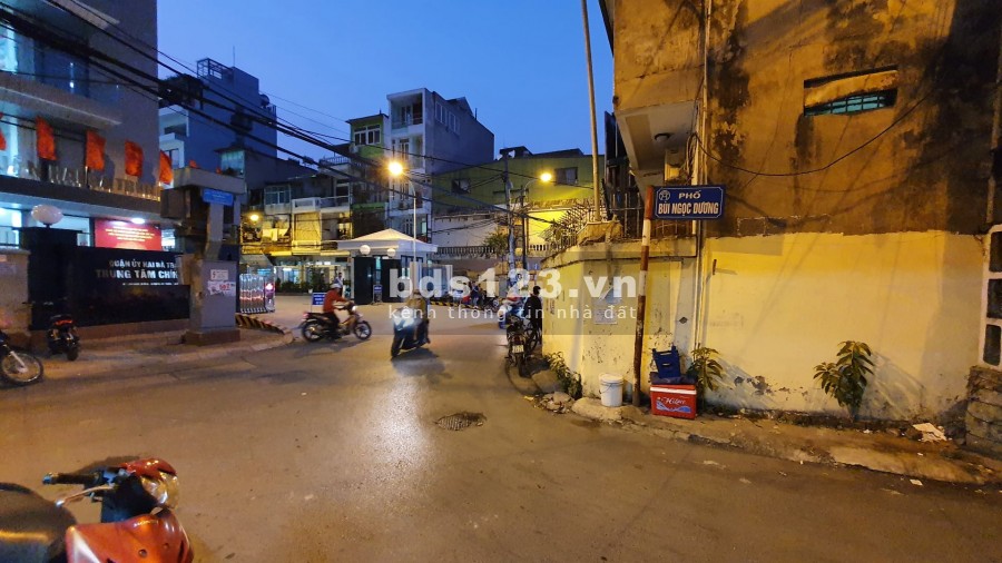 Bán nhà nguyên căn mặt phố Bùi Ngọc Dương kinh doanh ác liệt…