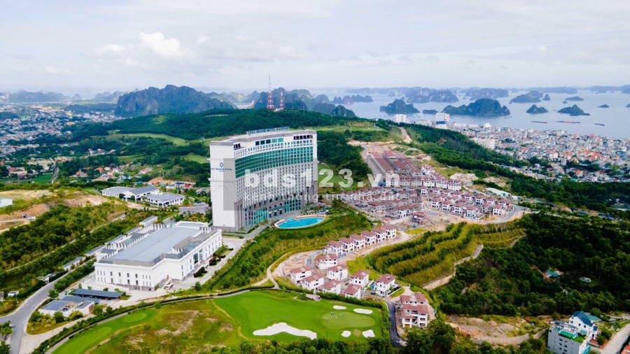 Biệt thự FLC Hạ Long, biệt thự sân golf view biển, tiện tích đầy đủ, liên hệ 0984181192
