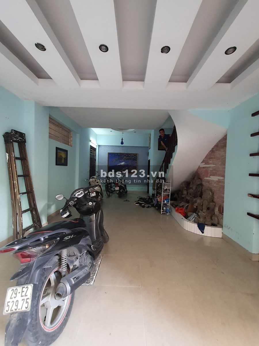 Cần bán nhà ngõ 7 Cự Khối Long Biên, lô góc, kinh doanh, oto tránh, giá bán 6.5 tỷ