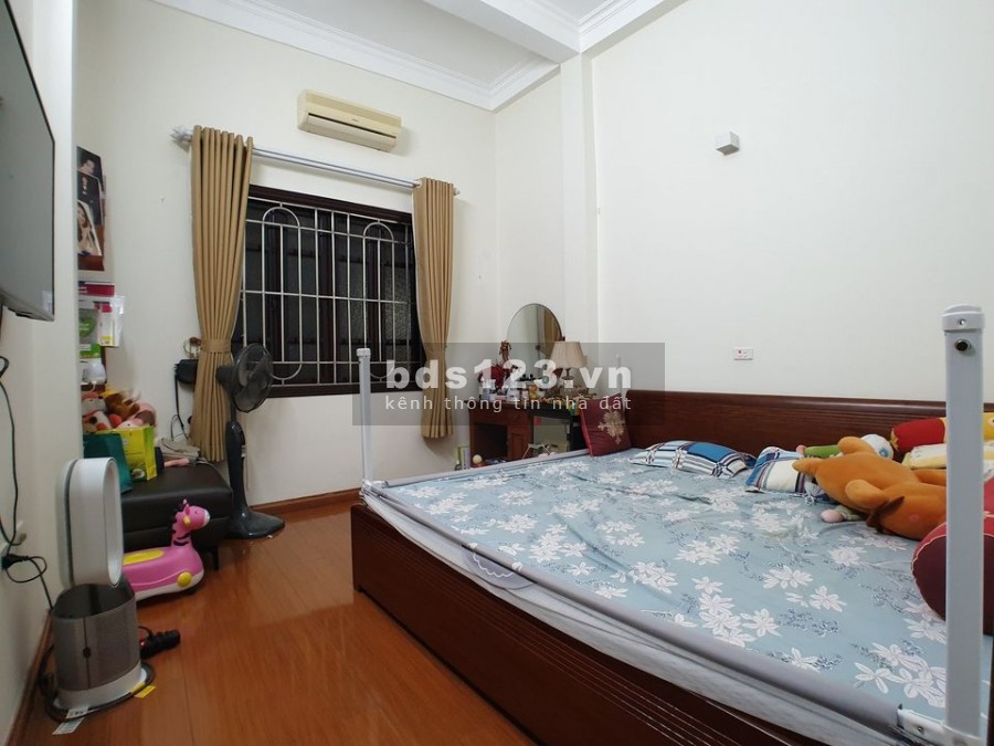 Bán nhà Phân Lô Xa La, Phùng Hưng dtsd 40m2, 4 tầng, tặng nội thất, giá bán 3.05 tỷ