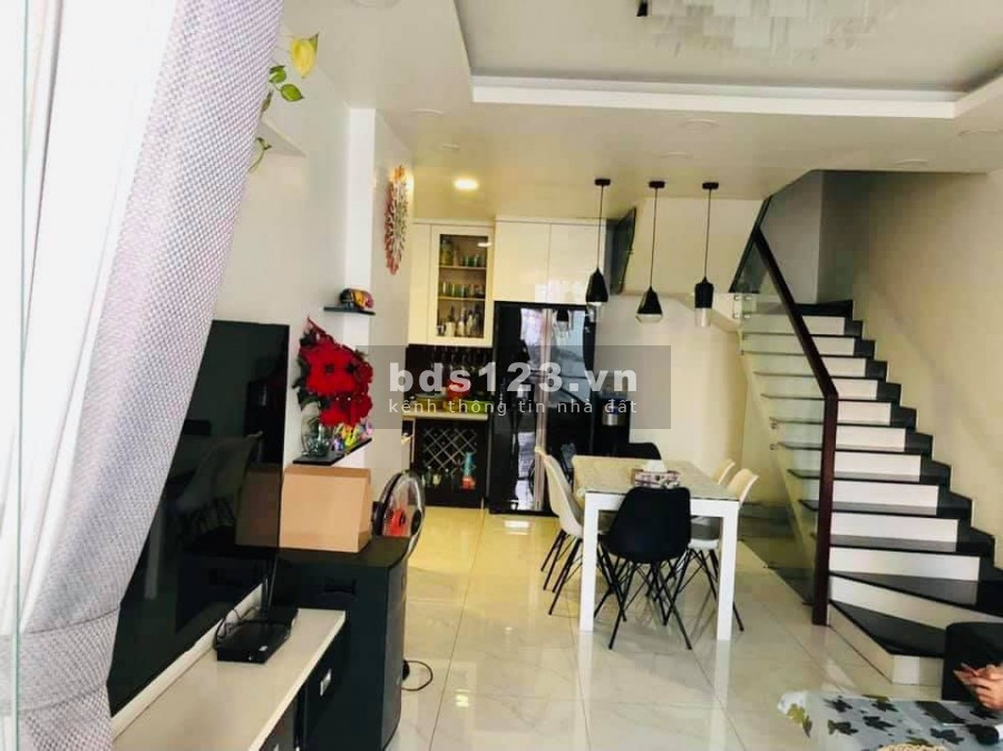 Bán Nhà Gấp Đường Phan Huy Ích Tân Bình, diện tích rộng 40m2, 3PN, giá rẻ, khu sầm uất