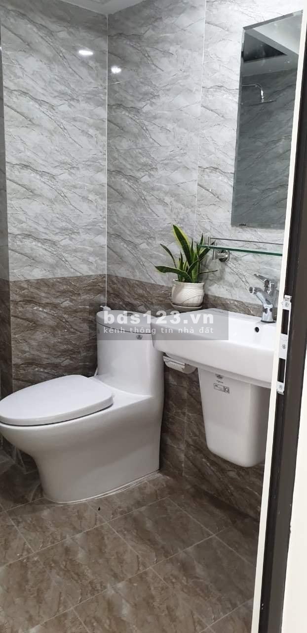 Bán Nhà Phú Diễn thang máy 13 phòng full nội thất dòng tiền 45 Triệu/Tháng, đầy đủ giấy tờ