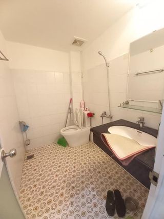 Bán nhà ngõ 18 Ngô Quyền, phân lô, 2 thoáng, diện tích sử dụng 50m2, 5 tầng, giá chỉ 3.45 tỷ