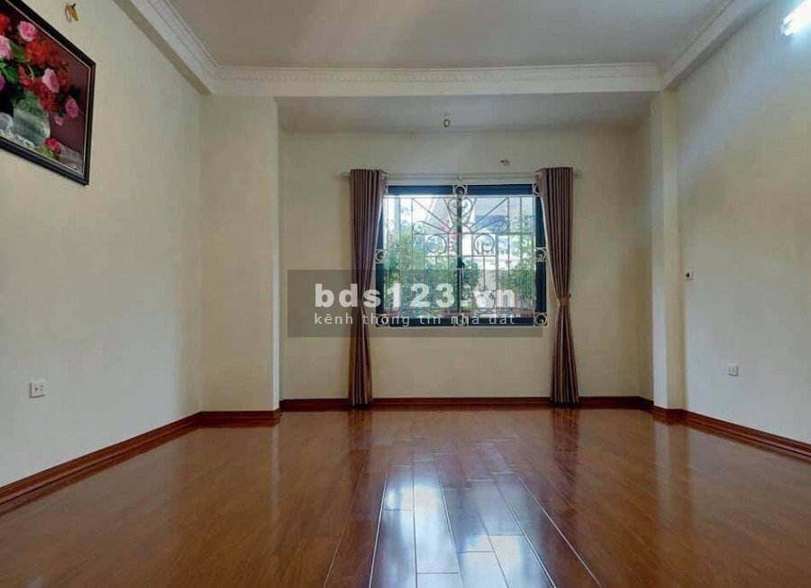 Bán nhà Cầu Diễn, nhà 2 thoáng chủ tự xây, giá chỉ hơn 2 tỷ, chủ nhà tự xây tâm huyết